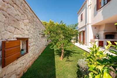 Luxury Sea View Stone Brac Villa with Pool and Jacuzzi near Beach
