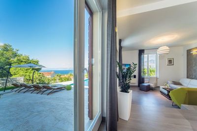 Luxury Sea View Stone Brac Villa with Pool and Jacuzzi near Beach