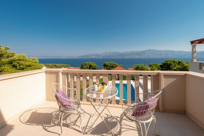 Luxury Sea View Stone Brac Villa with Pool and Jacuzzi near Beach