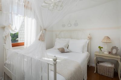 Adorable Beachfront Villa with Outdoor Jacuzzi near Milna in Brac Island