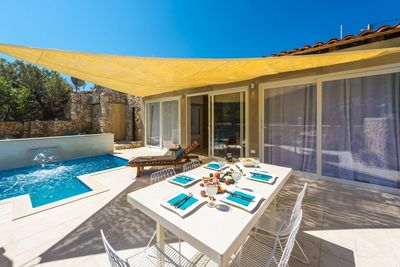 Beautiful Holiday House with Private Pool and Beach in Dubrovnik Region
