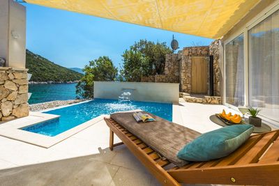 Beautiful Holiday House with Private Pool and Beach in Dubrovnik Region