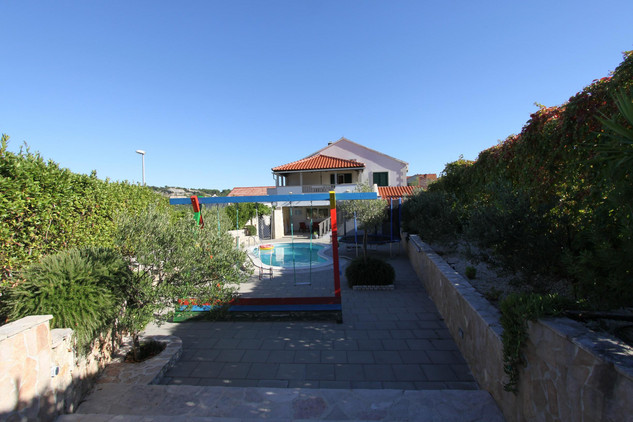 Island Brac Large Holiday House with Pool and Facilities for Children