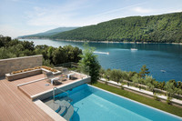 Luxurious Seafront 5 bedroom Villa in Istra Croatia