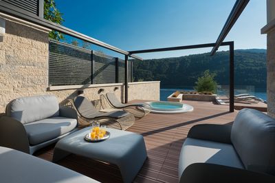 Luxurious Seafront 5 bedroom Villa in Istra Croatia