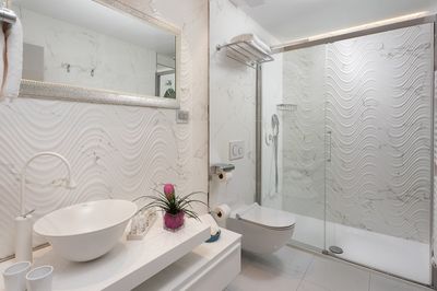 Luxurious Seafront 5 bedroom Villa in Istra Croatia