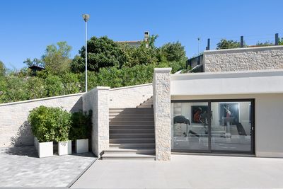 Luxurious Seafront 5 bedroom Villa in Istra Croatia