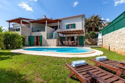 Island Hvar Delightful Villa with Pool