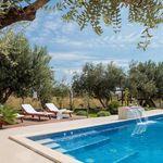 Luxury Villa with Large Pool, Sauna, and Fitness near Split and Trogir