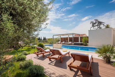 Luxury Villa with Large Pool, Sauna, and Fitness near Split and Trogir