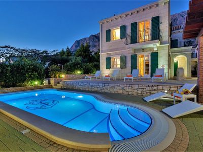 Luxuriously Equipped Villa with Private Heated Pool Makarska