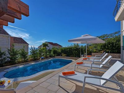 Luxuriously Equipped Villa with Private Heated Pool Makarska