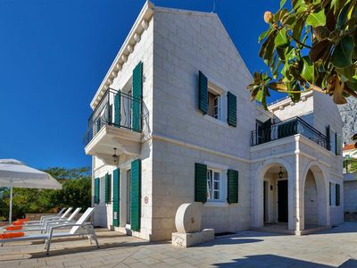 Luxuriously Equipped Villa with Private Heated Pool Makarska
