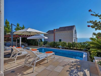 Classy Makarska Villa with Pool
