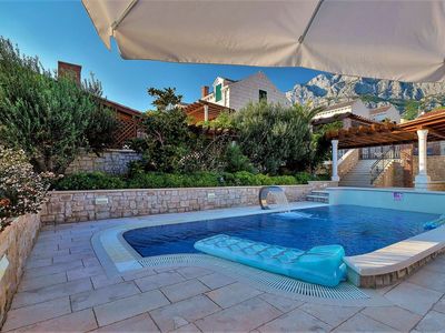 Splendid Makarska Villa with Heated Pools and Tavern 
