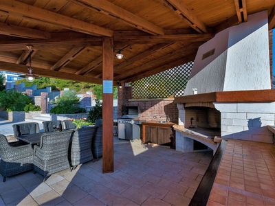 Splendid Makarska Villa with Heated Pools and Tavern 