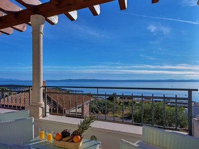 Splendid Makarska Villa with Heated Pools and Tavern 