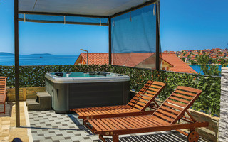 Large Ciovo Villa with Pool and Jacuzzi near Trogir
