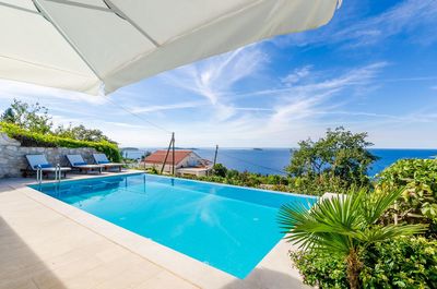 Adorable Modern Sea View Villa above Mlini near Dubrovnik