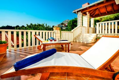 Astonishing Luxury Villa with Heated Swimming Pool in Soline near Dubrovnik