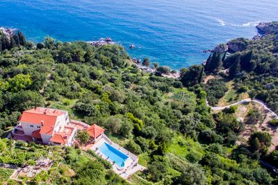 Astonishing Luxury Villa with Heated Swimming Pool in Soline near Dubrovnik