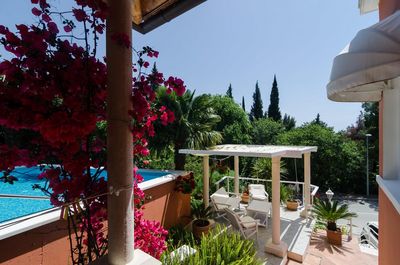 Villa with Pool and Garden near Beach in Mlini