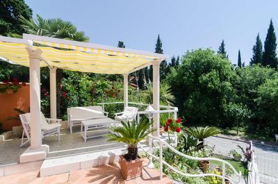 Villa with Pool and Garden near Beach in Mlini