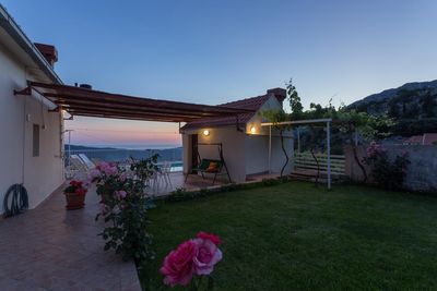 Charming Holiday House with Pool in Konavle