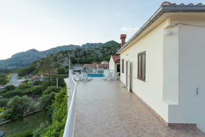Charming Holiday House with Pool in Konavle