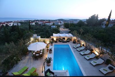 Modern 5 Bedroom Villa with Beautiful Garden and Pool in Ciovo near Trogir