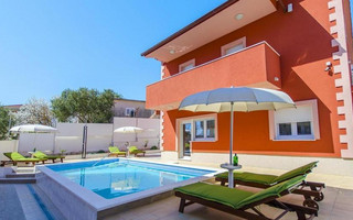 Stylish Seaside Villa with Pool Sauna and Fitness in Ciovo near Trogir