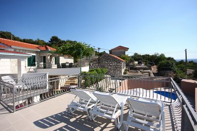 Charming 5 Bedroom Holiday House with Private Pool in Razanj
