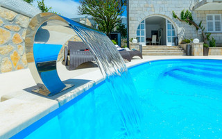 Spacious Dubrovnik Holiday Villa with Amazing Garden and Pool