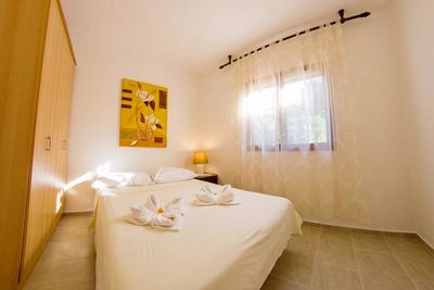 Beautiful 3 Bedroom Holiday House near the Beach in Sumartin Island Brac