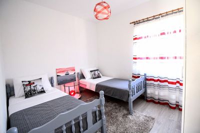 Spacious 4 Bedroom Holiday House with Private Pool near Trogir