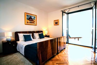 Spacious 4 Bedroom Holiday House with Private Pool near Trogir