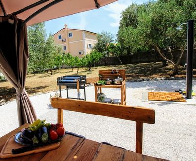 Spacious 4 Bedroom Holiday House with Private Pool near Trogir