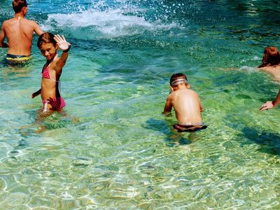 Spacious 4 Bedroom Holiday House with Private Pool near Trogir