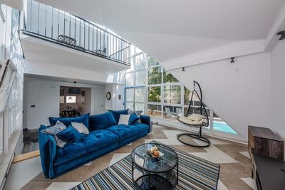 Holiday Villa with Pool and Jacuzzi near Split and Trogir