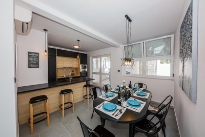 Holiday Villa with Pool and Jacuzzi near Split and Trogir