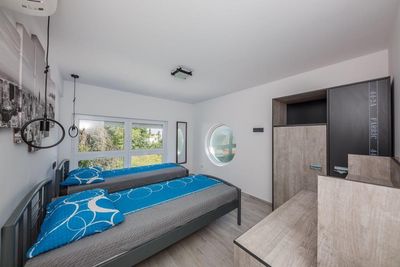 Holiday Villa with Pool and Jacuzzi near Split and Trogir