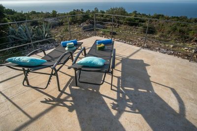 Charming Authentic Holiday House with Sea View and Pool Island Vis
