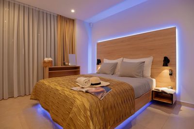 Luxury Sea View Villa with Pool Sauna Jacuzzi and Fitness near the Beach island Korcula