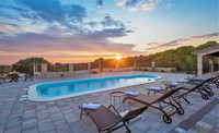Beautiful Stone Holiday Villa with Pool and Gorgeous Sea Views Rogoznica
