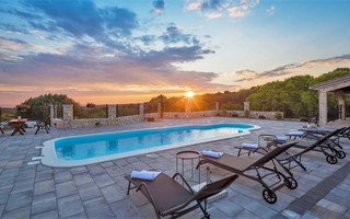 Beautiful Stone Holiday Villa with Pool and Gorgeous Sea Views Rogoznica