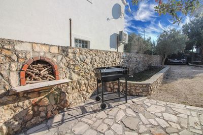 Beachfront Holiday House in Kanica with Beautiful Yard and Sea Views