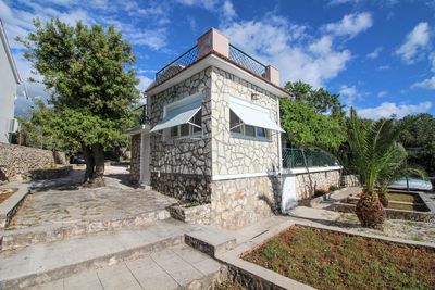 Beachfront Holiday House in Kanica with Beautiful Yard and Sea Views