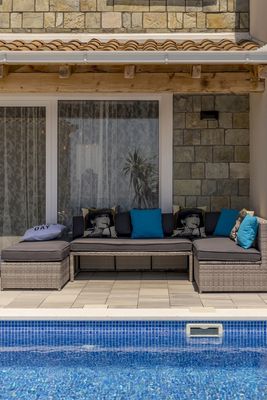 Amazing 3 Bedrooms Villa with Heated Pool and Beautiful Views above Rogoznica 