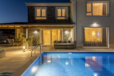 Amazing 3 Bedrooms Villa with Heated Pool and Beautiful Views above Rogoznica 