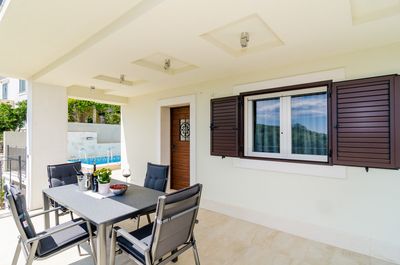 Adorable Seafront Family Villa with Pool Dubrovnik and Peljesac area